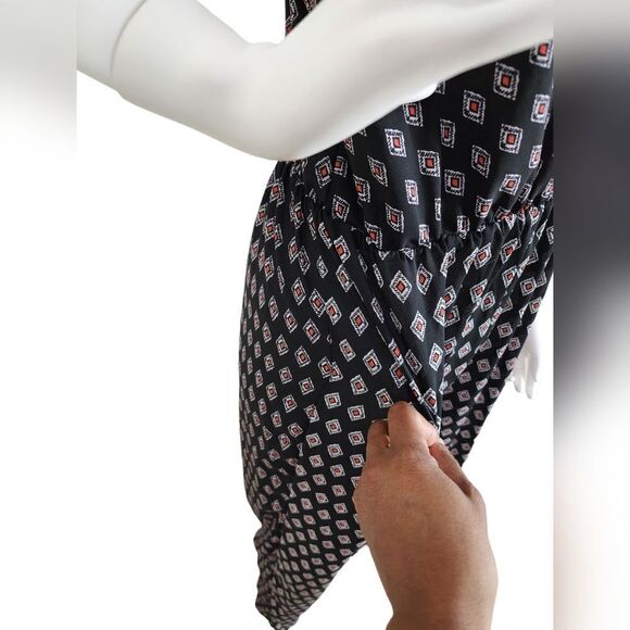 Romeo + juliet jumpsuit - Picture 8 of 12